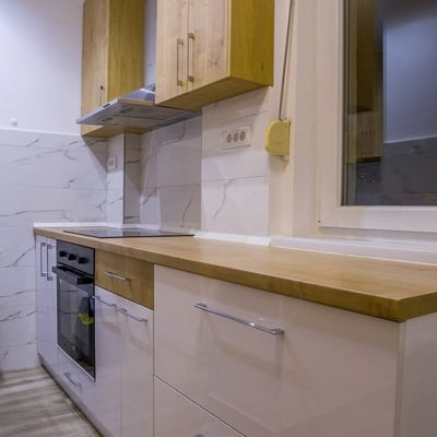 Alquiler de un acogedor apartamento de 2 habitaciones, 60 m², Voždovac, Belgrado, Serbia